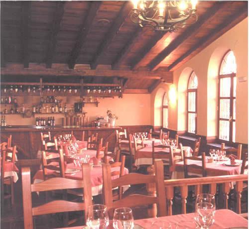 Villagallegos Cueva Restaurante Itariegos旅馆 外观 照片